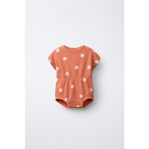 TEXTURED SUNS ROMPER - Brick
