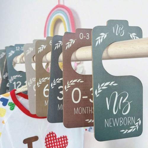 Wooden Baby Wardrobe Divider, Double-Sided Colorful Design, Suitable For Baby Room Decor, Can Separate Different Sizes Of Hangers, Ideal Gift For Christmas, Halloween, Thanksgiving