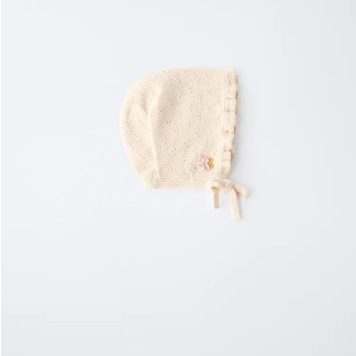EMBROIDERED FLOWER KNIT BONNET - Ecru | ZARA United States