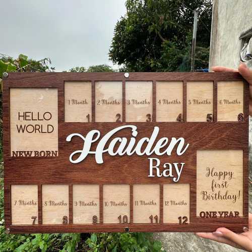 - Frame color: Walnut/Natural
- Name color: White
- Personalization: Jackson Clark