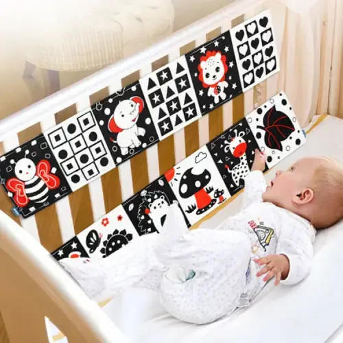 Montessori Newborn Contrast Book - Your Baby's First Book!