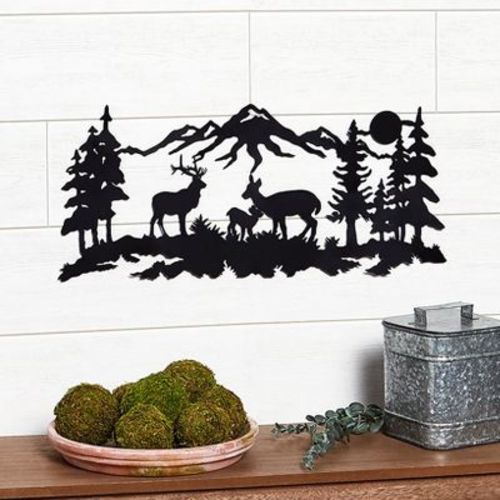The Lakeside Collection Woodland Animal Family Decor - Wolf