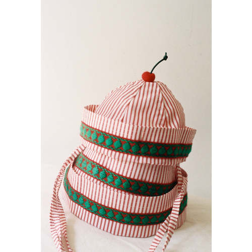 Chapeau marin rayé rouge cerise