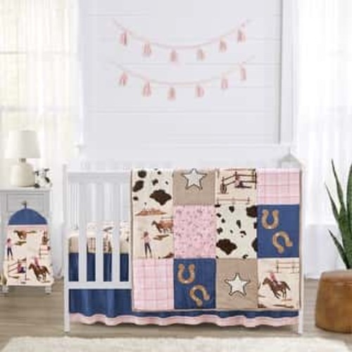 Bed Bath & Beyond | The Best Deals Online: Furniture, Bedding, Rugs, Kitchen Essentials & More