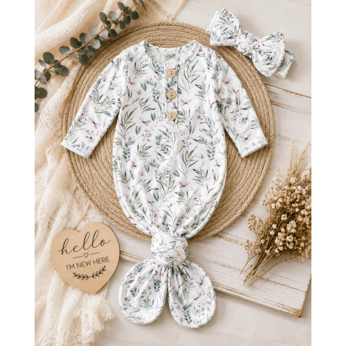Blossoming gardens knotted gown and headband set – Baby in Styles