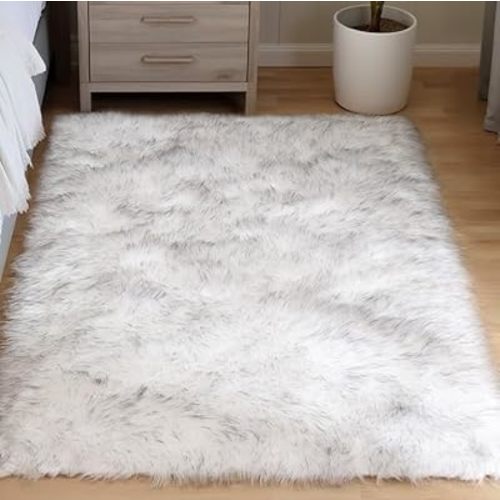 Goolela Fluffy Faux Sheepskin Fur Rug 4x6 White with Grey Tips Fuzzy Furry Plush Rug for Bedroom Living Dining Room Office Soft Shaggy Carpet Rectangle