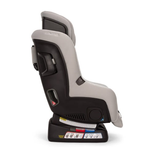 RAVA™ Flame Retardant–Free Convertible Car Seat