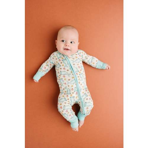 Hammerhead Hangout Bamboo Sleeper