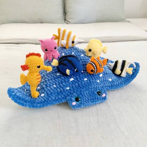 PATTERN PACK - Mega Ray and 7 Sea Friends Patterns - Ray, Angelfish, Blue Tang, Butterfly Fish, Clownfish, Octopus, Seahorse, Yellow Tang - Etsy