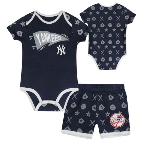 Infant New York Yankees Navy On Deck 2-Piece Diaper Cover Set