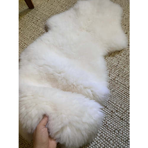 Small White Nursery Pelt