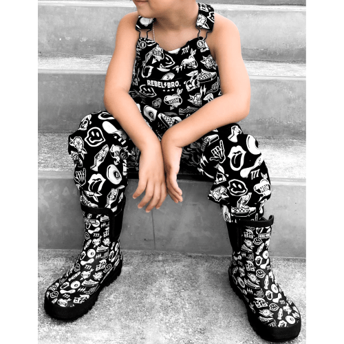 Classic Midi Boot in Cool Kid [Midnight Edition]