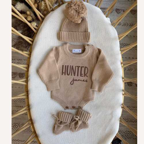 Embroidered Cotton Knit Newborn Romper: Personalized Baby Outfit