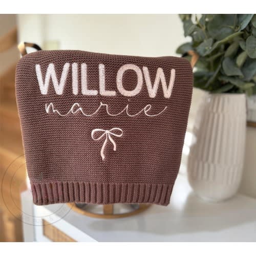 Personalized Embroidered Baby Blanket: Soft Cotton Keepsake for Newborns, Showers & Photos
