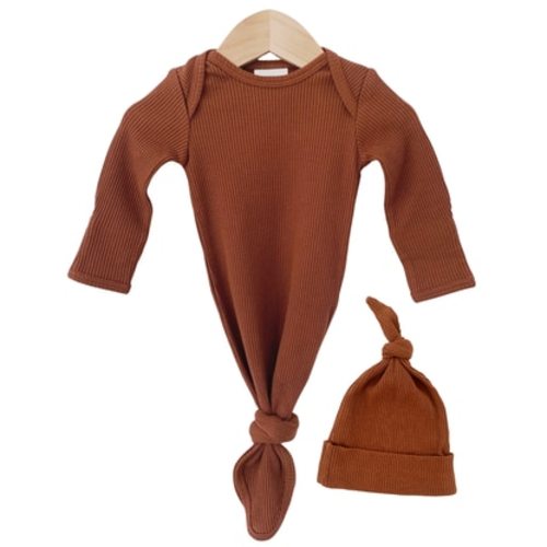 Organic Waffle Knotted Gown & Hat, Caramel