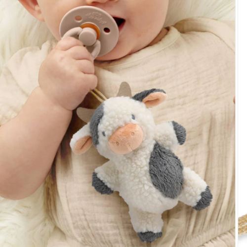 Bitzy Pal Natural Rubber Pacifier & Plush Cow – American Farm Company