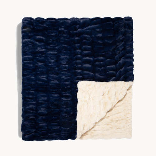 Classic Coastal | Two-Tone Navy and Ivory White Throw Blanket | Lola Blankets