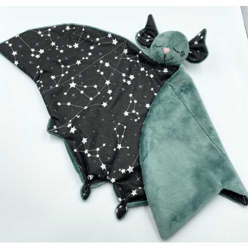 Baby bat security blanket, bat comforter, animal blanket, plush for baby, baby blanket bat, lovey blanket, bat plush, personalized baby toy
