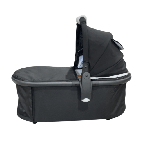 Mockingbird Bassinet, 2026+, Black
