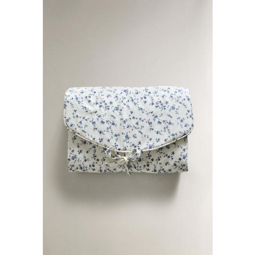BABY BLUE FLOWER CHANGING MAT