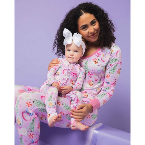 Merry Little Pinkmas Women's Long Sleeve V-Neck T-Shirt