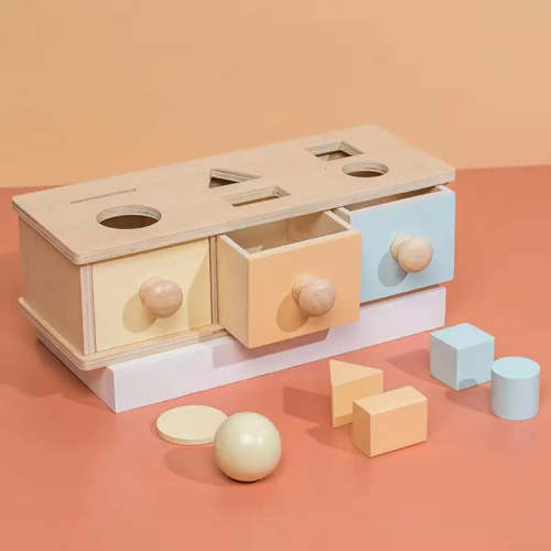 Macaron Shape sorting Object permanence box - kinderhuis
