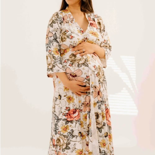 Lila Labor & Postpartum Gown in Vintage Floral