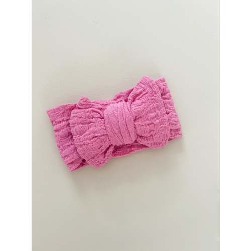 CRINLKLE TOPKNOT BOW HEADBAND - BRIGHT PINK