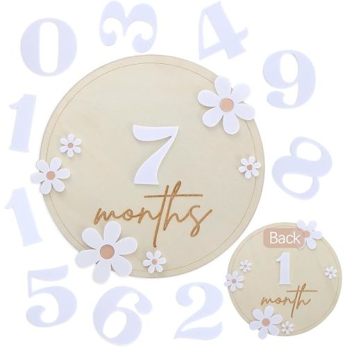 Wooden Daisy Baby Milestone Cards for First Year Monthly Photo Prop