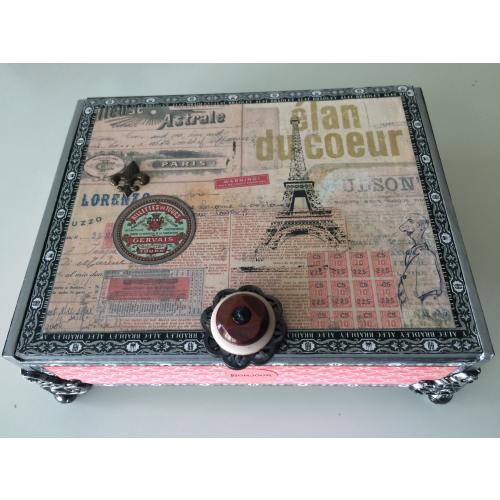 Paris Travel Memory Box: French Keepsake Jewelry Box