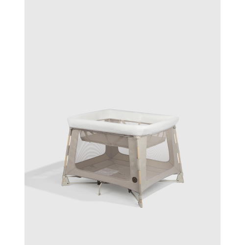Maxi Cosi Swift Play Yard in Classic Oat