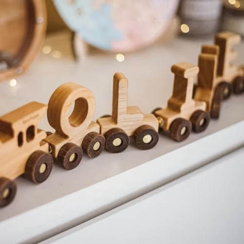 Custom Name Train Set
7 Letters + Engraving
