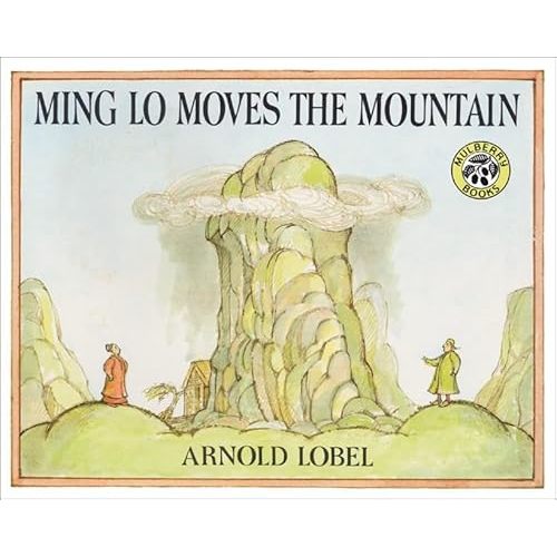 Ming Lo Moves the Mountain School & Library Binding – August 26, 1993