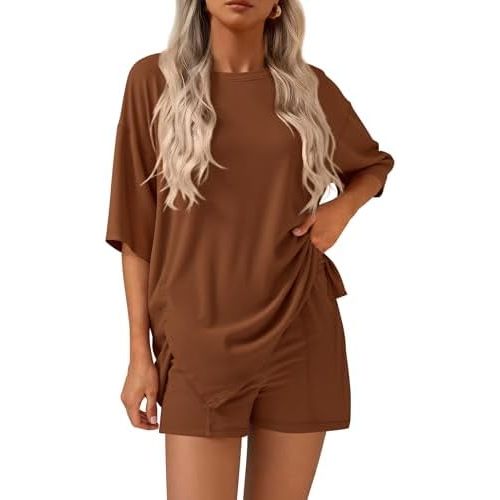 KIRUNDO 2 Piece Sets for Women Summer Lounge Sets Casual Oversized Tshirts Shorts Matching Airport Travel Outfits Postpartum