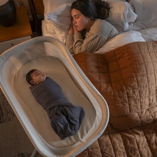 HALO® BassiNest® Swivel Sleeper 4.0 Signature, Over-Bed Baby Bassinet with 360 Rotation, Breathable Mesh, Lowering Wall for Easy Access, Oat