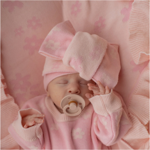 Knitted Oversized Topknot | Daisy Floral Pink – Little and Fern