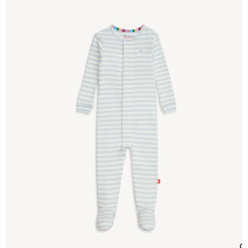 Magnetic Footie – 6-9 Months