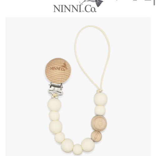 Ninni Co. Marshmallow Cream Pacifier Clip