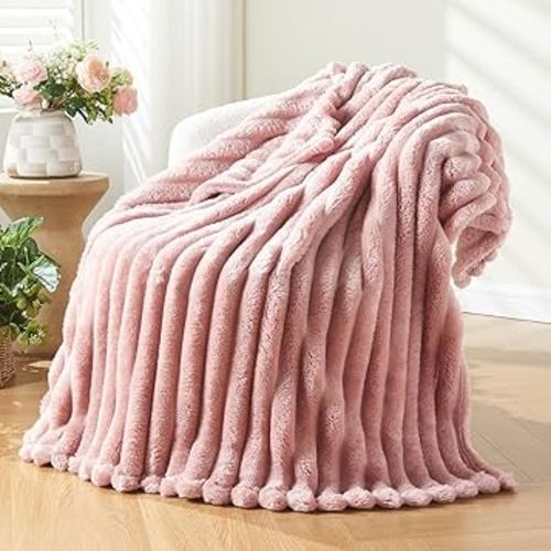 NEWCOSPLAY Super Soft Twin Blanket Pink Premium Silky Flannel Fleece 3D Ribbed Jacquard Lightweight Bed Blanket All Season Use (Pink Ribbed, Twin(60"x80"))