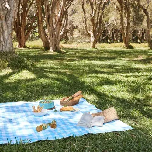 Dock & Bay Outdoor Blanket