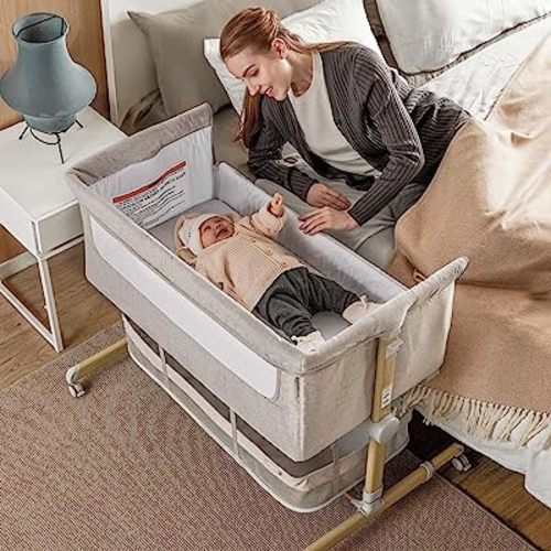 Baby Bassinet Bedside Sleeper, besrey Bedside Bassinet for Newborn Infant with Comfy Mattress, 9 Height Positions, Adjustable Bedside Crib with 360° Swivel Wheels Bassinet for Baby with Storage Basket