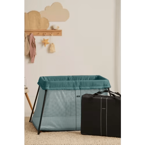 BabyBjörn Travel Crib Light (Green)