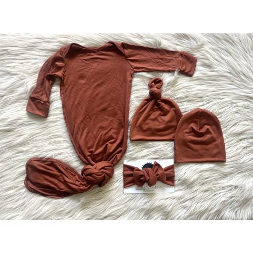 Baby knotted gown in "Crew” Cinnamon, Rust baby gown, Rainbow Baby, Fall baby Gown, baby gift, unisex baby clothes