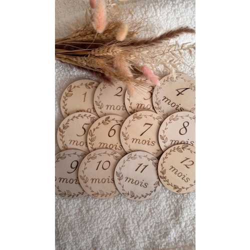Carte étape bébé / naissance / mois