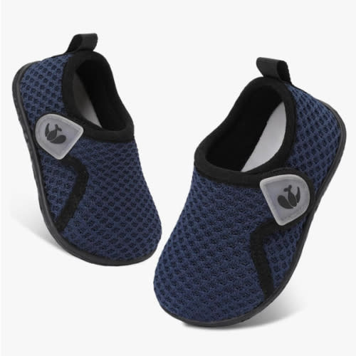 FEETCITY Baby Boys Girls First Walking Shoes Infant Sneakers Crib Shoes Breathable Lightweight Slip On Shoes