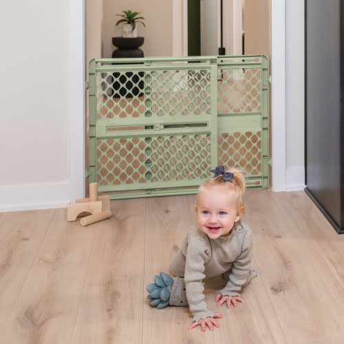 Toddleroo Renew Recycled Plastic Gate Sea Grass Green