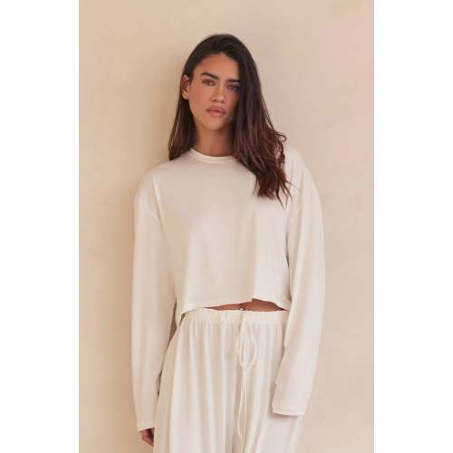 The Cloud Long Sleeve Crop Tee