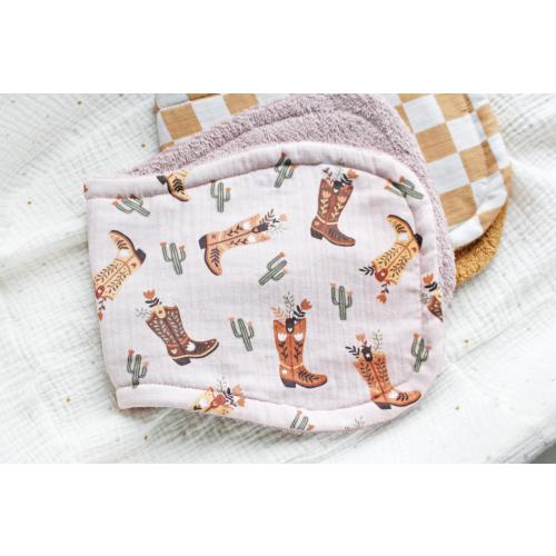 Burp rag cowgirl Baby burp cloths personalized Girl burp cloth embroidered Boy burp rug Terry cloth burp pads Baby shower gift for newborn