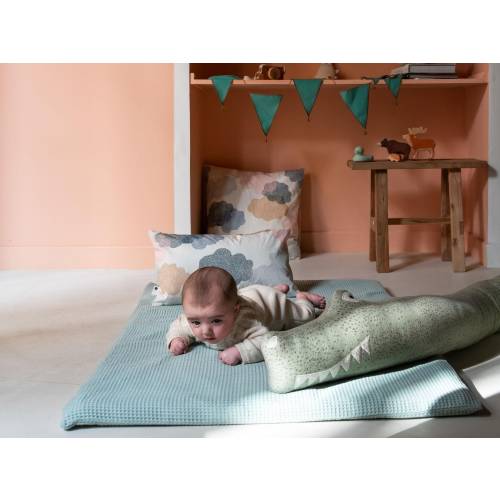 Capucine Montessori baby play mat in organic cotton oeko-tex for free motor skills and family life