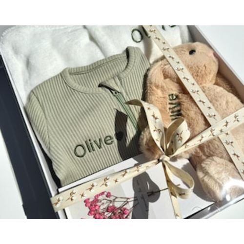 Personalized New Baby Gift Set, New Baby Boy Gift, New Baby Girl Gift, Newborn Gift Box, New Baby Gift Box, Baby Shower Gift, Baby Hamper - Etsy